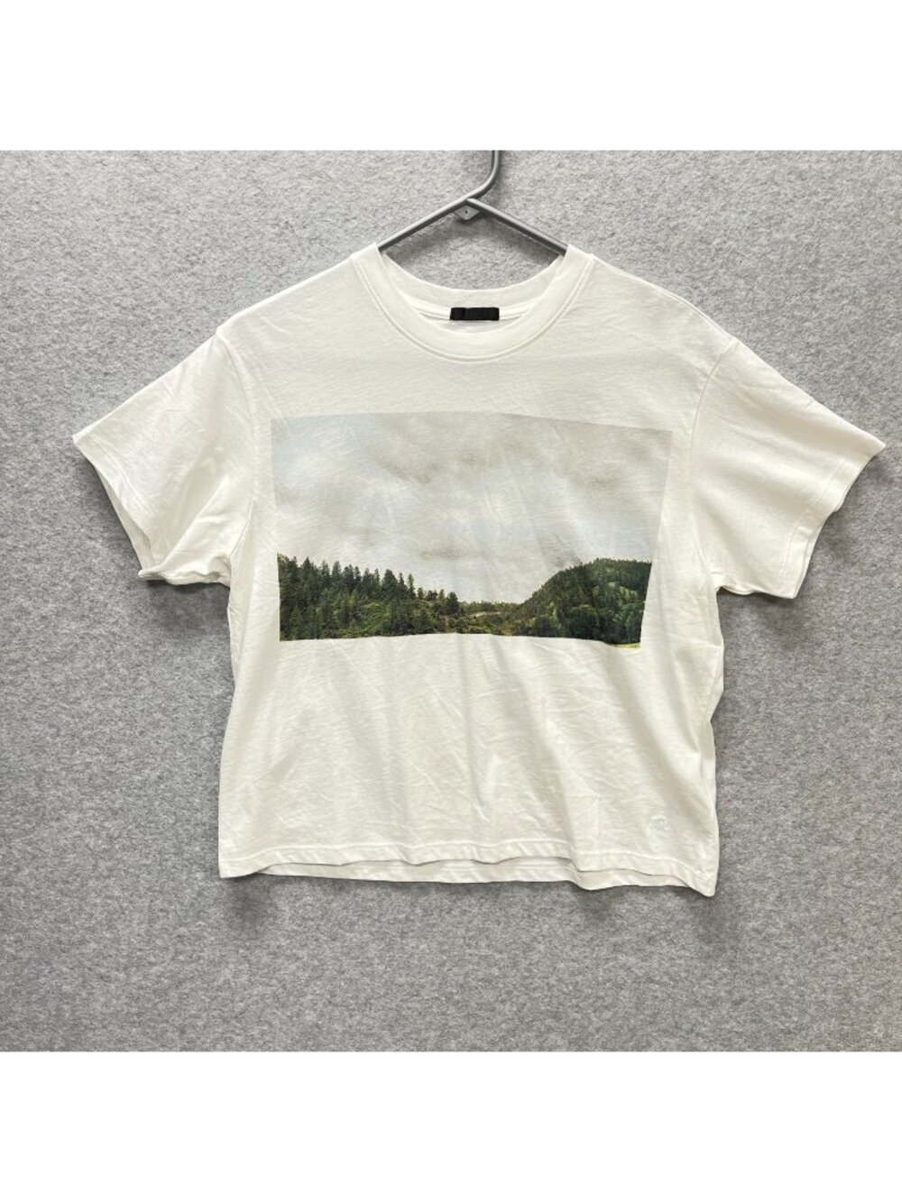 ATM Landscape Women's Size M Short Sleeve T Shirt NWT